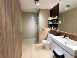 Sky Vue (D20), Condominium #591318111
